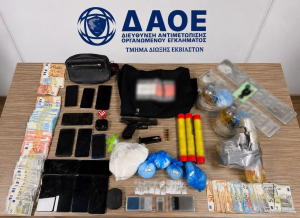 Αττική: Εξαρθρώθηκε εγκληματική οργάνωσης - 4 συλλήψεις για εμπρησμούς, εκβιασμούς και ναρκωτικά