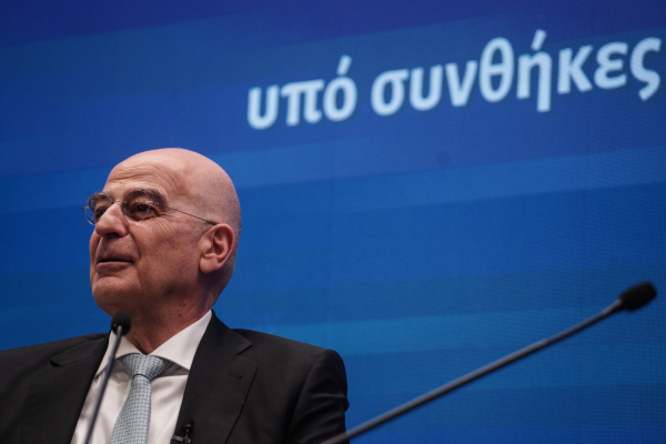 Ο «ανταρτοπόλεμος» του Δένδια και ο... Κλαούσεβιτς!
