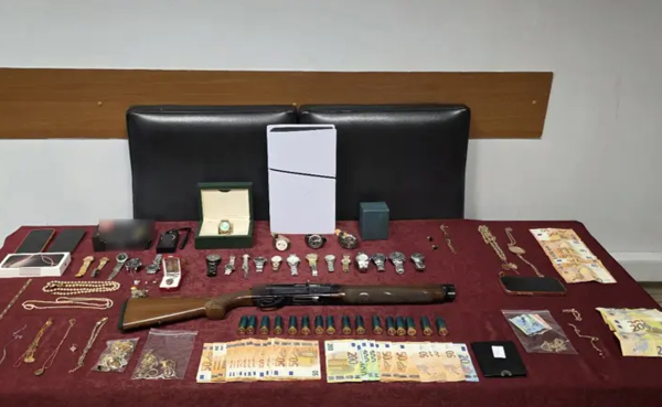 Αυτοί είναι οι 16 που κατηγορούνται για 63 διαρρήξεις με λεία πάνω από 400.000 ευρώ