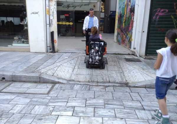 Βελτίωση προσβασιμότητας ΑμεΑ από τον Δήμο Ηρακλείου