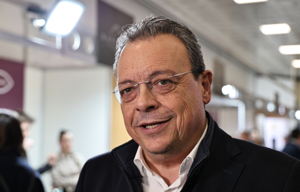 Φάμελλος: «Δεν μας απειλεί η κ. Καρυστιανού» - Τι λέει για εκλογές, Τσίπρα, Φαραντούρη