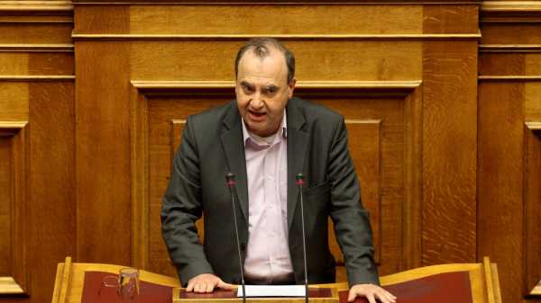 Υπάρχει εναλλακτική λύση, λέει ο Δ.Στρατούλης, ζητά απεμπλοκή από τα μνημόνια