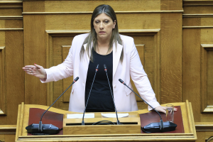 Καταγγελία Κωνσταντοπούλου: Κρύβουν βίντεο από συνηγόρους και γονείς θυμάτων των Τεμπών