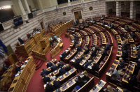 Βουλή: Πέρασε το νομοσχέδιο για τον κατώτατο μισθό, με 157 ψήφους