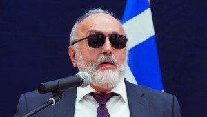 Κουρουμπλής: O κ. Σόιμπλε αναζητεί αιτίες για να χρεωθούν στην Ελλάδα και άλλα βάρη