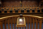 Αντισυνταγματικές οι περικοπές των συντάξεων των δικαστών