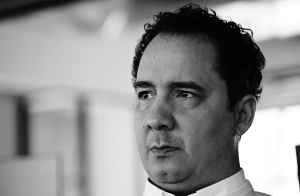 Μαξίμου ερήμην και εν κρυπτώ