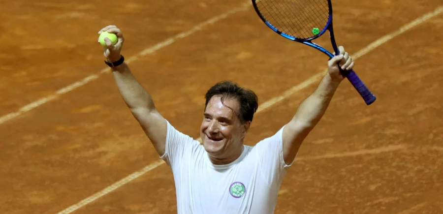 Γεωργιάδης α λα Τσιτσιπάς: Πέρασε στους 16 του τουρνουά τένις και το πανηγυρίζει