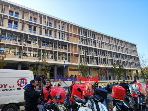 «Πρέπει να πάει για κακούργημα»: Οργή για τον οδηγό που παρέσυρε τον 47χρονο ντελιβερά και αφέθηκε ελεύθερος