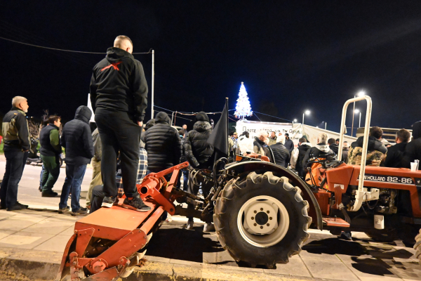Νέα δημοσκόπηση: ΟΠΕΚΕΠΕ και αγρότες βυθίζουν την ΝΔ