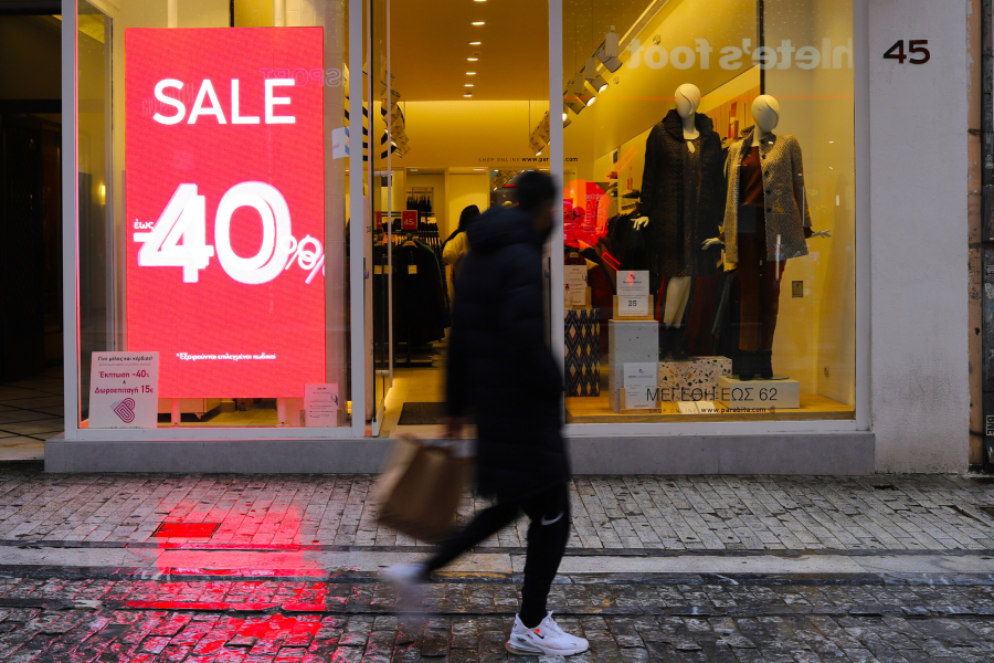 Παίρνουν «παράταση» οι εκπτώσεις, έρχεται 10ημερο προσφορών