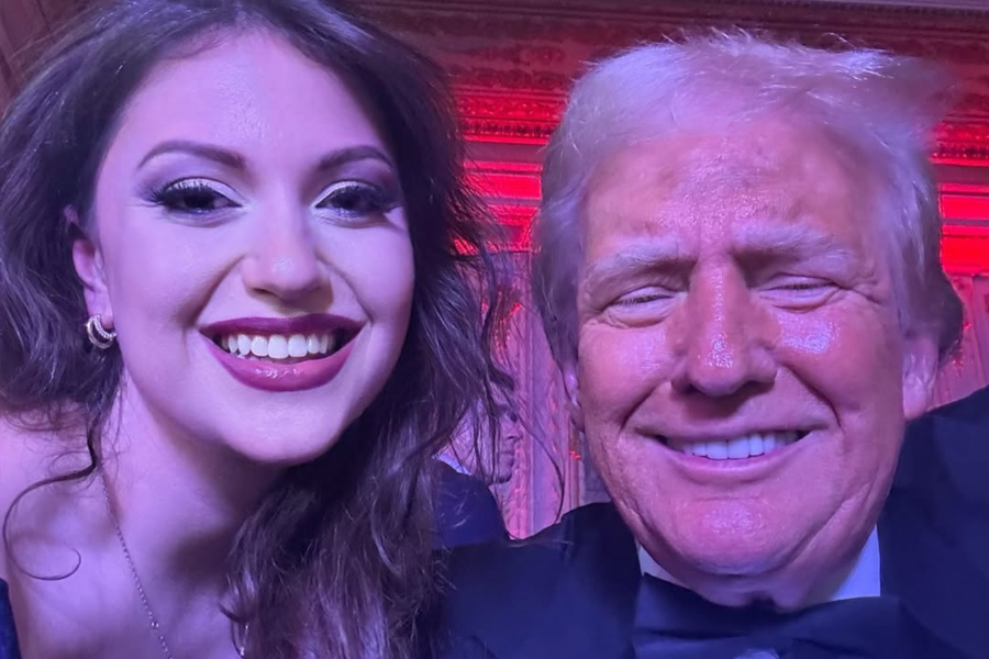 H Ελληνοαμερικανίδα που επέλεξε ο Τραμπ να τραγουδήσει στο prive party του (βίντεο)