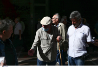 Εργαζόμενοι συνταξιούχοι: Πότε θα λάβουν την αύξηση στη σύνταξή τους όσοι εργάζονται