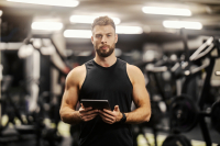 Είναι 53 και γυμνάζεται 4-5 φορές την εβδομάδα: Τα 4 πράγματα που άλλαξε μετά τα 50