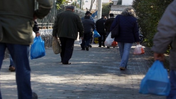 Τις προσφορές "κυνηγούν" οι Έλληνες καταναλωτές