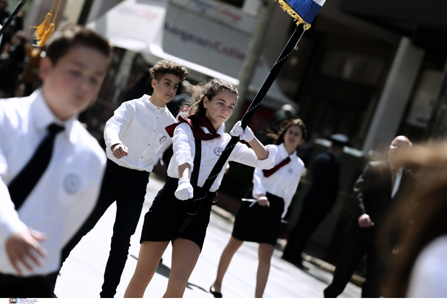 28η Οκτωβρίου: Kλειστοί δρόμοι και χωρίς μετρό το Σύνταγμα λόγω της μαθητικής παρέλασης