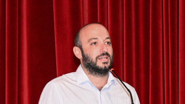 Μια καλή κουβέντα για έναν δήμαρχο