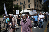 Συντάξεις: Ελεύθεροι επαγγελματίες με 40 χρόνια ασφάλισης για 800 ευρώ