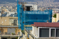 «Ανακαινίζω»: Τον Οκτώβριο η προκαταβολή 50% - Έως 36.000 ευρώ ανά κατοικία
