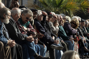 Αναδρομικά συνταξιούχων: «Βόμβα» από τον Πετρόπουλο για τις ηλεκτρονικές αιτήσεις στον ΕΦΚΑ