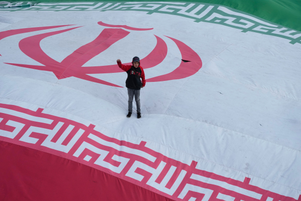 Η απάντηση του Ιράν στις απειλές Τραμπ - «ΗΠΑ και Ισραήλ φταίνε για τα Στενά του Ορμούζ», λέει η Κίνα