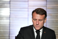 Αρνείται τα πάντα ο Μακρόν: «Καμία δυσπιστία» μεταξύ Ευρώπης και ΗΠΑ