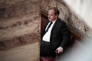 Τέμπη: Κόλαφος η δικογραφία - Ο Καραμανλής ήξερε ότι υπήρχε κίνδυνος δυστυχήματος