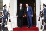 Σε εξέλιξη οι συζητήσεις των αντιπροσωπειών Ελλάδας-Κορέας, στο Μαξίμου