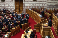 Επίθεση Μητσοτάκη σε Ανδρουλάκη: Θα λέγατε «Go back κ. Τραμπ;» - Στο στόχαστρο και ο Φάμελλος