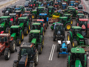 «Λάδι στη φωτιά» από τον Άρειο Πάγο - Ζητάει συλλήψεις και αυτόφωρο για τους αγρότες