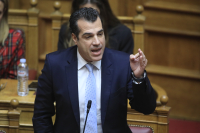 Χαμός στη Βουλή για την τραγωδία στη Χίο - Ο Πλεύρης μοίρασε συγχαρητήρια