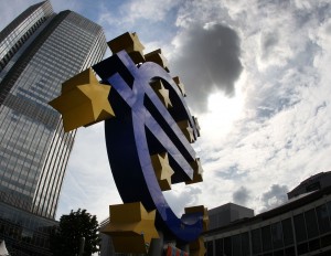 ΥΠΟΙΚ: Γύρω στα 4,5 δισ. ευρώ το ποσό της νέας δόσης &quot;δανεικών&quot; προς την Ελλάδα από τον Ε.Μ.Σ.