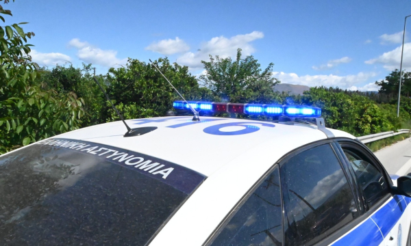 Ραφήνα: Καραμπόλα πέντε οχημάτων στη λεωφόρο Μαραθώνος