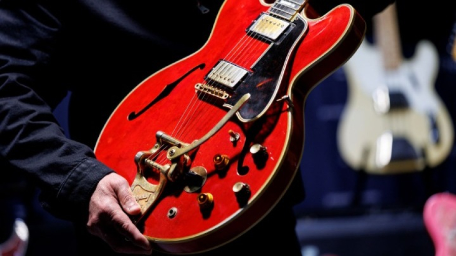 Κιθάρα του Νόελ Γκάλαχερ που συνδέεται με τη διάλυση των Oasis πωλείται σε δημοπρασία