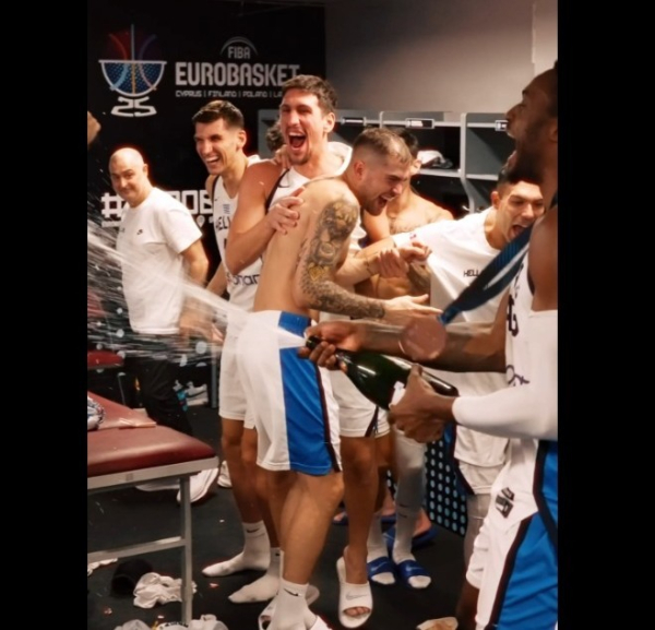 Εθνική Μπάσκετ: Οι πανηγυρισμοί των παικτών στα αποδυτήρια και η αποθέωση του Σπανούλη (βίντεο)