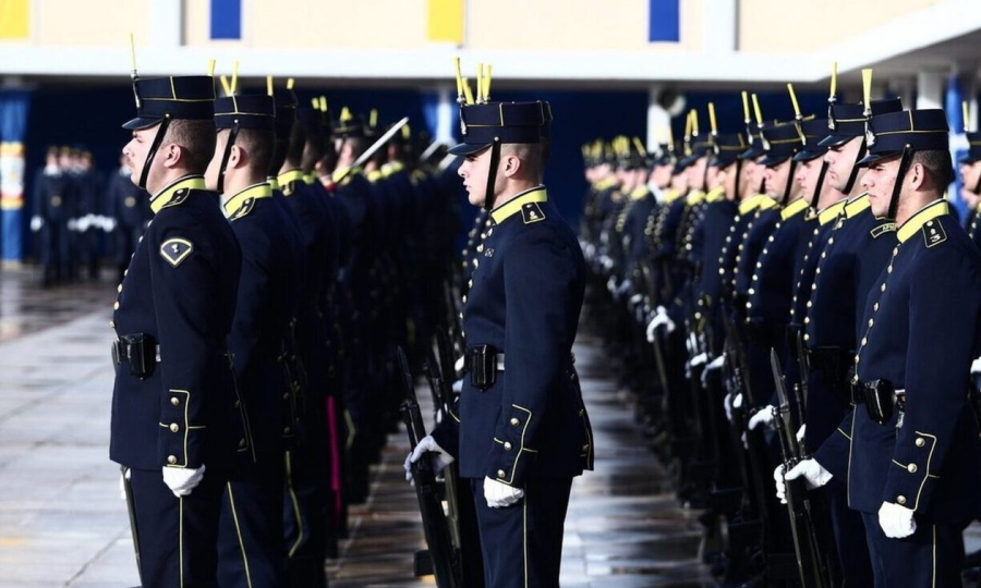 Πανελλήνιες 2025: Το χρονοδιάγραμμα υποβολής δικαιολογητικών για τις προκαταρκτικές εξετάσεις των Στρατιωτικών Σχολών