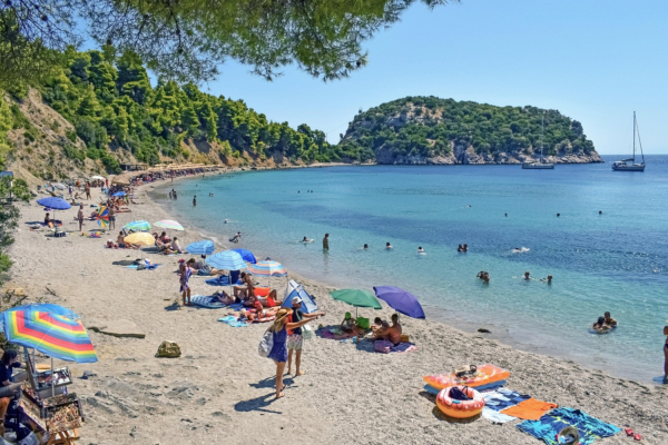 Έρχονται σήμερα τα οριστικά αποτελέσματα για τον κοινωνικό τουρισμό 2026