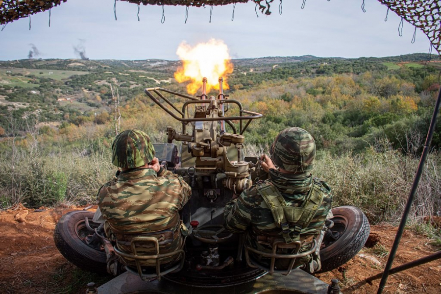 Παρατείνεται το υποχρεωτικό PCR test για κατάταξη στις Ένοπλες Δυνάμεις