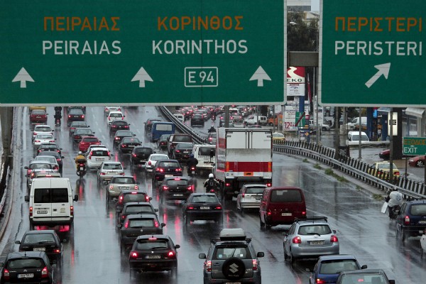 Καθυστερήσεις στο ύψος των διοδίων της Κορίνθου