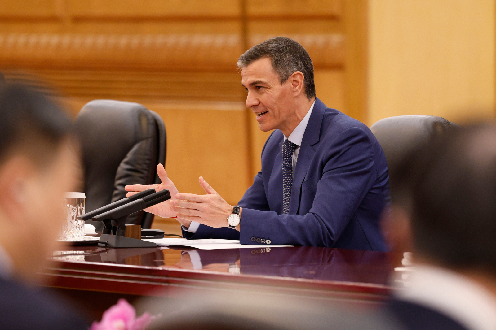 Ντρίπλα Σάντσεθ: Επαναφέρει προς ψήφιση τα μέτρα για τη στεγαστική κρίση - Τι αλλάζει, γιατί μπορεί να εγκριθούν τώρα