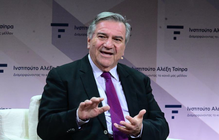 Αν είναι δυσαρεστημένοι με τον Καστανίδη γιατί δεν είναι με τον Νίκο Χριστοδουλάκη;