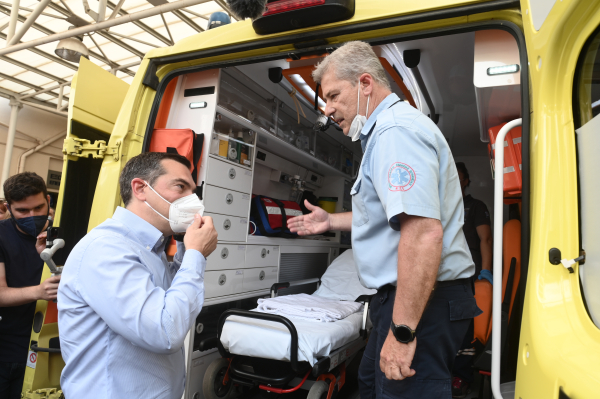 ΣΥΡΙΖΑ: Ανασυγκρότηση και ισχυρό ΕΣΥ ή πλήρης διάλυσή του