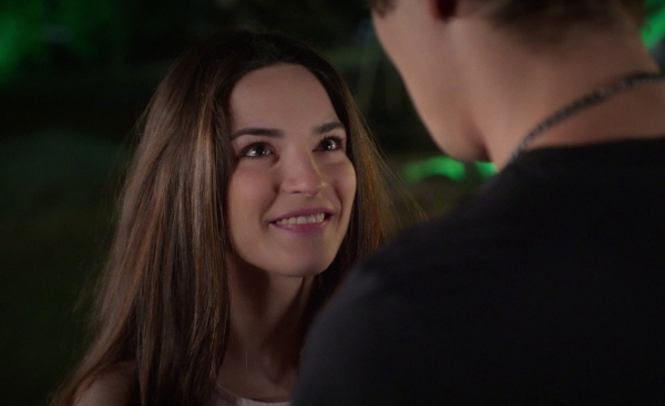 «Να μ’ αγαπάς»: Η Άννα αναζητά το παρελθόν της