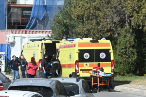 Ηλικιωμένη έπεσε από τον 7ο όροφο στο κέντρο της Αθήνας