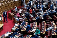 ΣΥΡΙΖΑ: Η ΝΔ ψήφισε μόνη της την καταστροφή της ζωής των εργαζομένων»