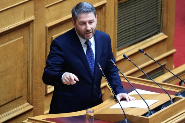 Πυρά Ανδρουλάκη: Η κυβέρνηση εκθέτει διεθνώς τη χώρα με τη στάση της