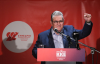 Ο Κουτσούμπας «καμαρώνει» στη Θεσσαλία