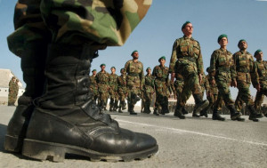 Δεν αυξάνεται η στρατιωτική θητεία - Τι ανέφερε ο υπουργός Επικρατείας Γ. Γεραπετρίτης