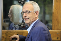 Ο Ρήγας δεν πληροφορήθηκε την αλλαγή γραμμής;
