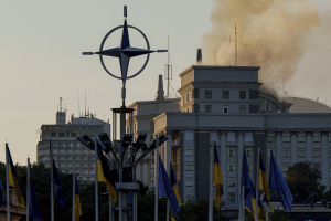 Στις ΗΠΑ για το Ουκρανικό οι Ευρωπαίοι ηγέτες - Πιέζει ο Τραμπ μετά την πρωτοφανή αεροπορική επιδρομή της Μόσχας